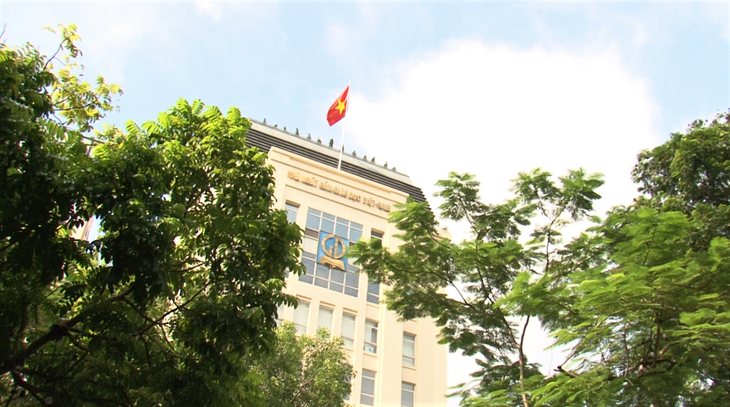 Lãi 384 tỉ đồng, Nhà xuất bản Giáo Dục khẳng định ‘không có lợi thế độc quyền’ - Ảnh 1.