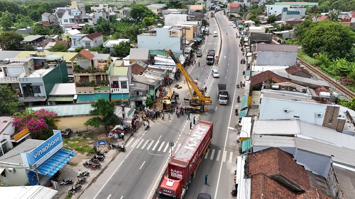 Vụ tông xe 1 người chết, 3 người bị thương: Xe tải, xe máy đều có lỗi - Ảnh 1.