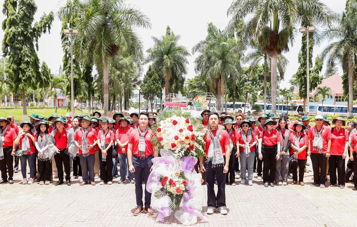 Tổng tiến công - Ảnh 2.