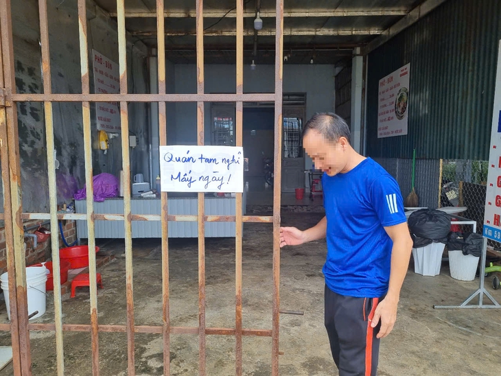 đập phá quán - Ảnh 2.