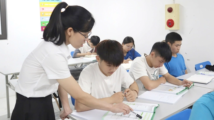 công nhân - Ảnh 2.