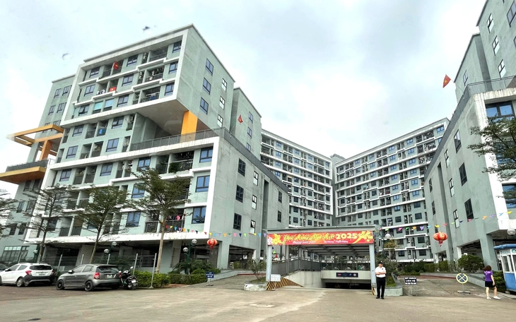 Công nhân nói với Chủ tịch Hà Nội: Thu nhập dưới 15 triệu mới được mua nhà ở xã hội là 'bất cập' - Ảnh 5.