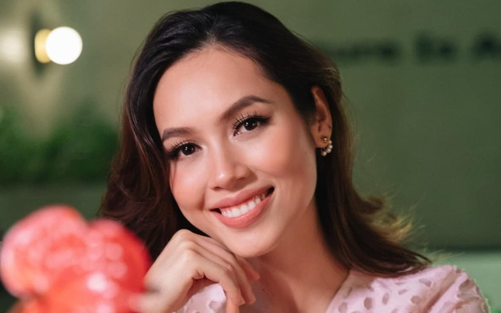 Ưu tiên cho người lớn tuổi, phụ nữ mang thai và có con nhỏ tại sân bay: sao phải đắn đo, so bì? - Ảnh 3.