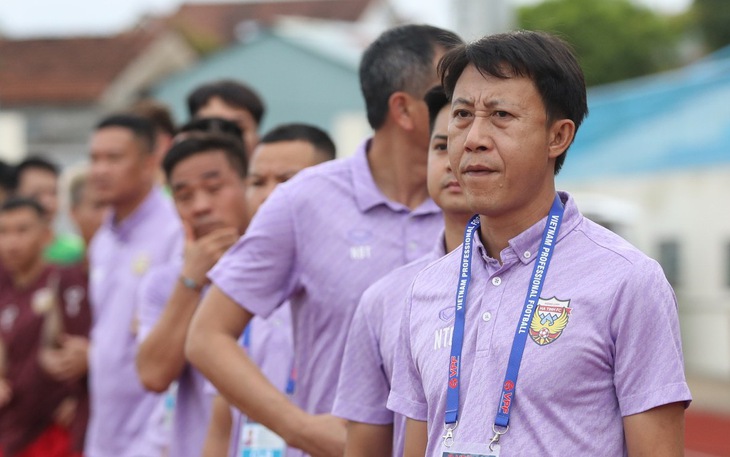 Khi Hồng Lĩnh Hà Tĩnh đá ‘lỏng chân’ - Ảnh 2.