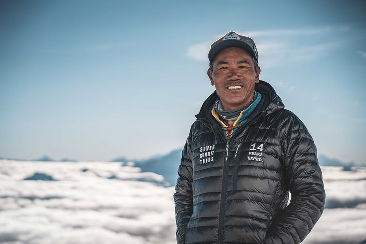 đỉnh Everest - Ảnh 1.