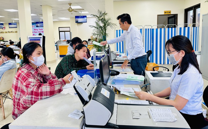 Cần Thơ đã giải quyết chế độ, chính sách cho 40 người về hưu trước tuổi - Ảnh 2.