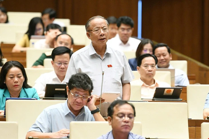 Giảm thuế VAT: Đại biểu nói 'lúc thu rất dễ, lúc hoàn rất khó', đề nghị quy trách nhiệm - Ảnh 1.