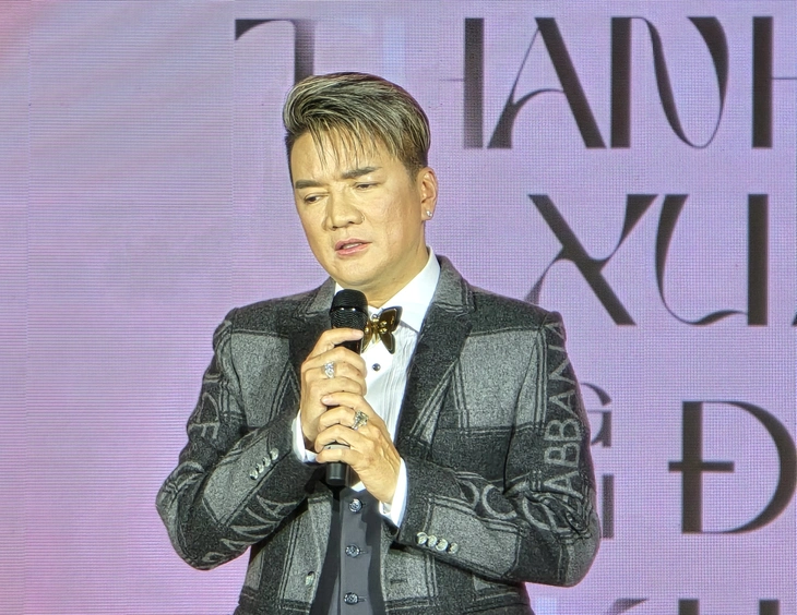 Đàm Vĩnh Hưng mất 'Xin lỗi tình yêu' vào tay tỉ phú Gerard Williams: Không ăn mòn vinh quang cũ - Ảnh 1. Đàm Vĩnh Hưng - Ảnh 1.