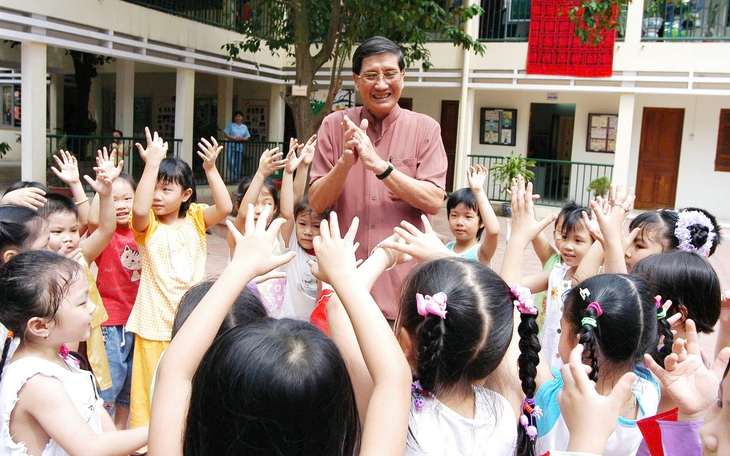 Nhạc sĩ Phạm Tuyên được trao giải Hiệp sĩ Dế Mèn - Ảnh 7.