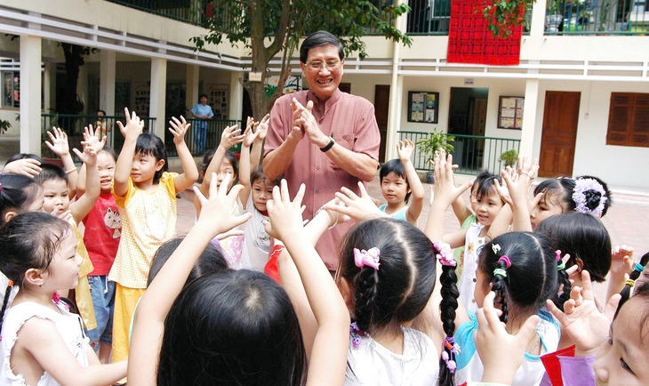 Nhạc sĩ Phạm Tuyên: Nhánh tươi non hiến cho con trẻ - Ảnh 1. Phạm Tuyên - Ảnh 1.
