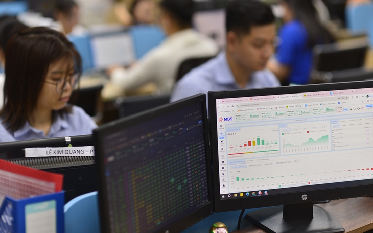 Vì sao Tập đoàn Đầu tư Việt Phương bán ra 17 triệu cổ phiếu, rút bớt vốn khỏi VietABank? - Ảnh 3.