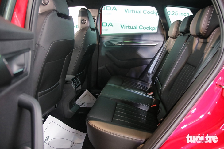 Skoda Karoq - Ảnh 10.