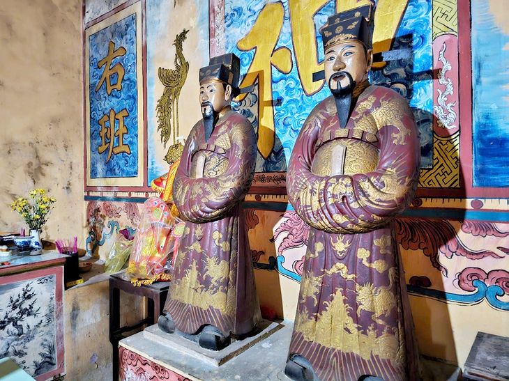 Chuyện lạ kinh thành Huế - Kỳ 6: Đá Hờn linh thiêng kỳ lạ - Ảnh 1. kinh thành huế - Ảnh 1.