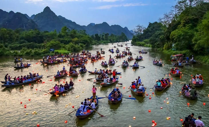 'Phật giáo trong kỷ nguyên số'' đoạt giải nhất cuộc thi ảnh nghệ thuật về Phật giáo - Ảnh 5. Phật giáo - Ảnh 7.