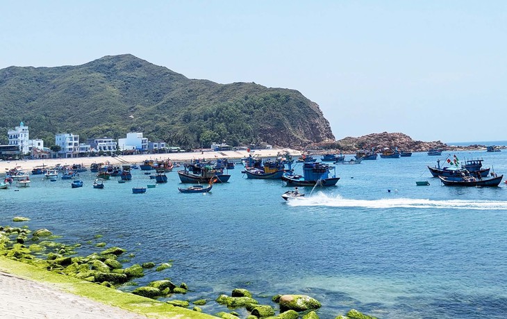 Đưa mô tô nước tránh xa bãi tắm biển - Ảnh 2. Đưa mô tô nước tránh xa bãi tắm biển - Ảnh 2.
