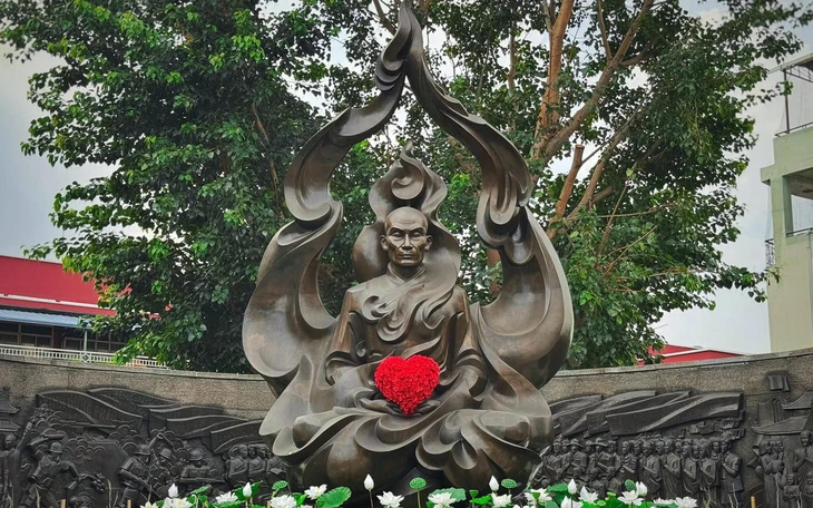 Bản tin Vesak 2025 ra số đầu tiên ngày 4-5 - Ảnh 3.