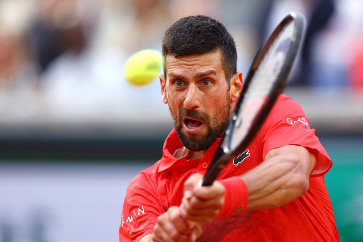 Vượt Nadal, Djokovic lập kỷ lục mới tại Roland Garros - Ảnh 1.