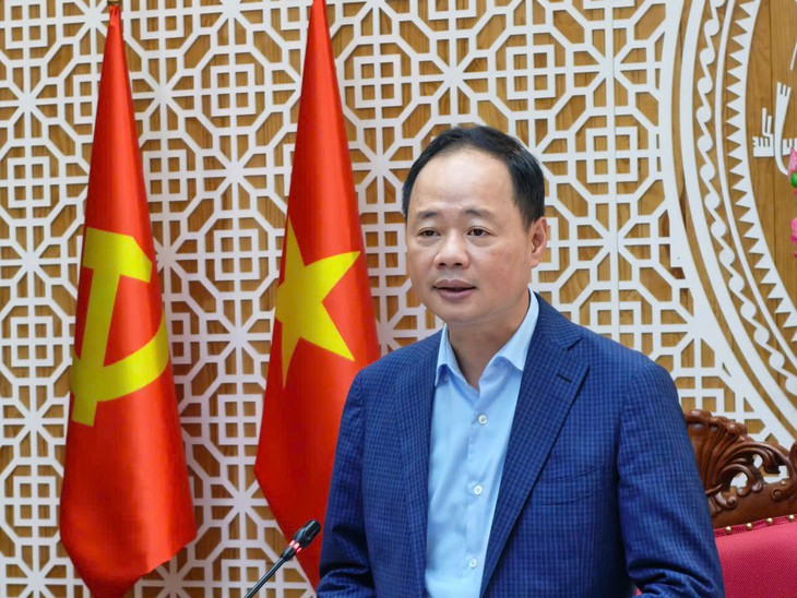 Chống buôn lậu, hàng giả 30-5: Lâm Đồng yêu cầu làm rõ đường đi của thực phẩm bẩn - Ảnh 1.