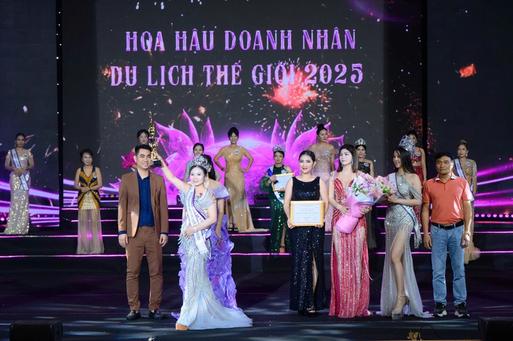 Doanh nhân dệt may đăng quang Hoa hậu Doanh nhân du lịch thế giới - Ảnh 1.