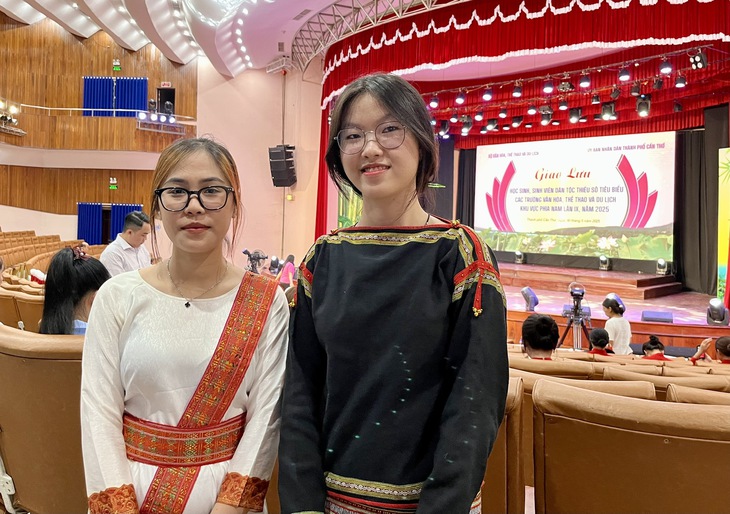 Giao lưu các bạn trẻ dân tộc thiểu số tại Cần Thơ - Ảnh 1.