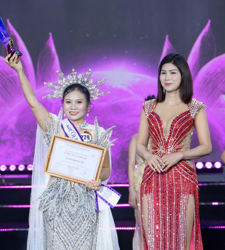 Doanh nhân dệt may đăng quang Hoa hậu Doanh nhân du lịch thế giới - Ảnh 2.