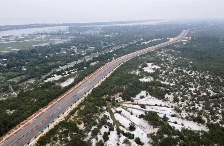 khu công nghiệp - Ảnh 1.