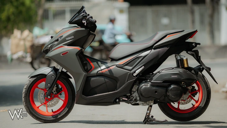 Yamaha NVX 155 - Ảnh 10.