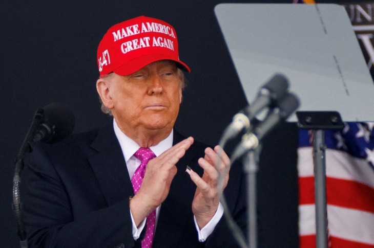 Ông Trump bất ngờ mềm mỏng, trấn an sinh viên Trung Quốc - Ảnh 1. Trung Quốc - Ảnh 1.