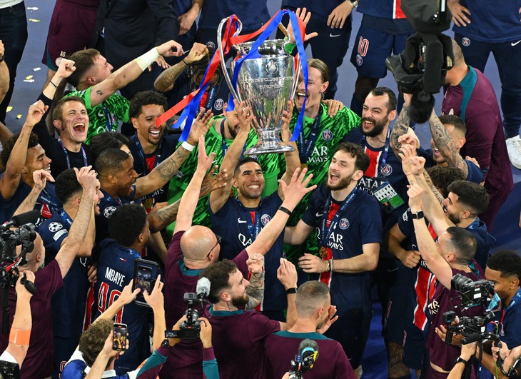 Đè bẹp Inter Milan, PSG lần đầu vô địch Champions League - Ảnh 1.