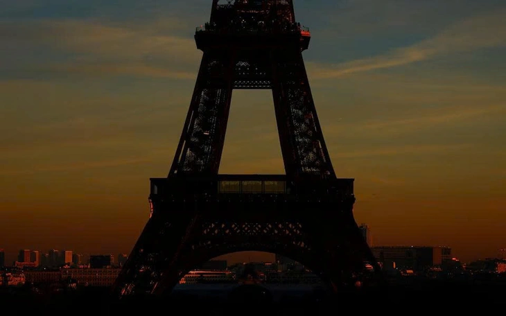 Mbappe chúc mừng PSG vô địch Champions League, dù đang kiện nhau ra tòa - Ảnh 2.