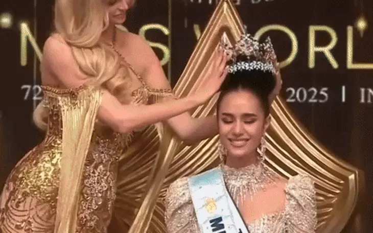 Hoa hậu Anh tố Miss World 2025 lỗi thời, biến thí sinh thành ‘vật trang trí’ mua vui - Ảnh 6.
