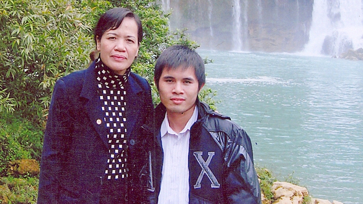 đồng đội - Ảnh 2.