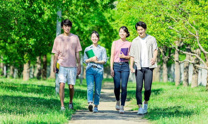 Khao khát tìm kiếm an toàn và lòng tốt - Ảnh 1. gen z - Ảnh 1.