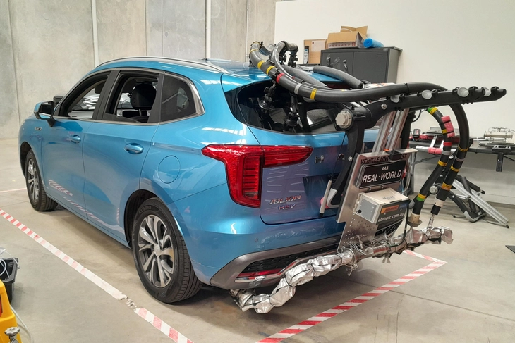xe hybrid - Ảnh 3.