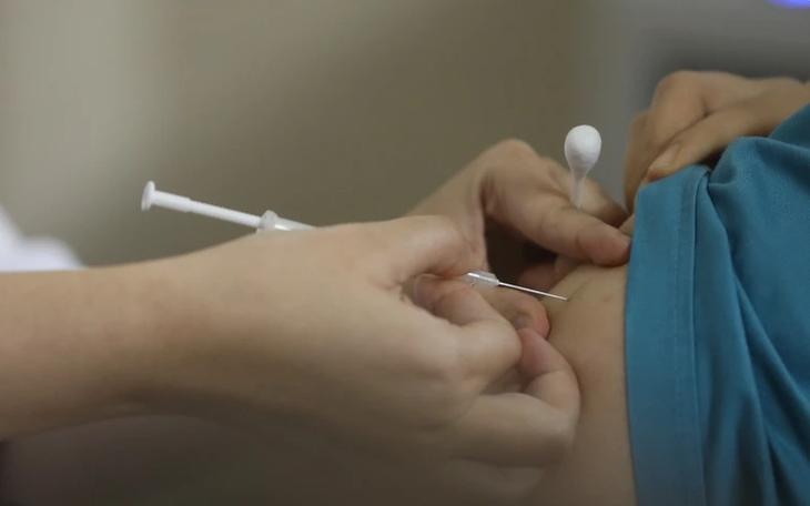 Bệnh nhân tìm kiếm về nivolumab 'điều trị 15 loại ung thư', bác sĩ khuyến cáo gì? - Ảnh 2.