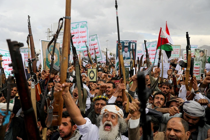 Houthi tố Mỹ tiến hành 10 cuộc không kích vào Yemen - Ảnh 1. Houthi - Ảnh 1.