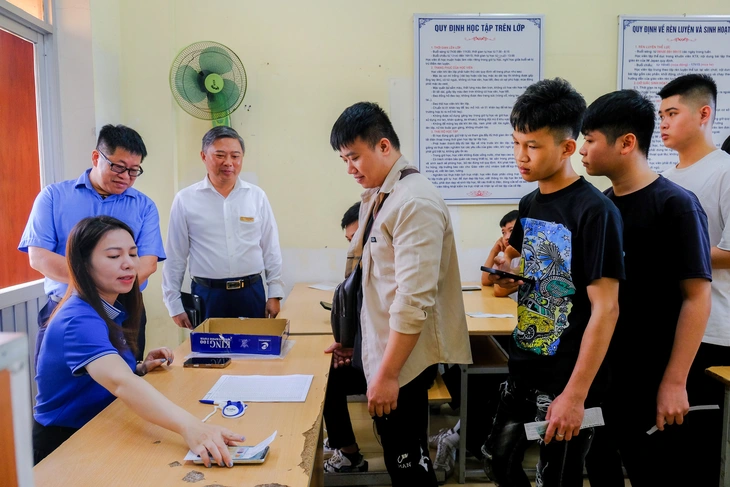 'Không cá nhân, tổ chức nào bao đậu, bao đỗ, bao đi làm việc nước ngoài nhanh' - Ảnh 1. tiếng hàn - Ảnh 1.