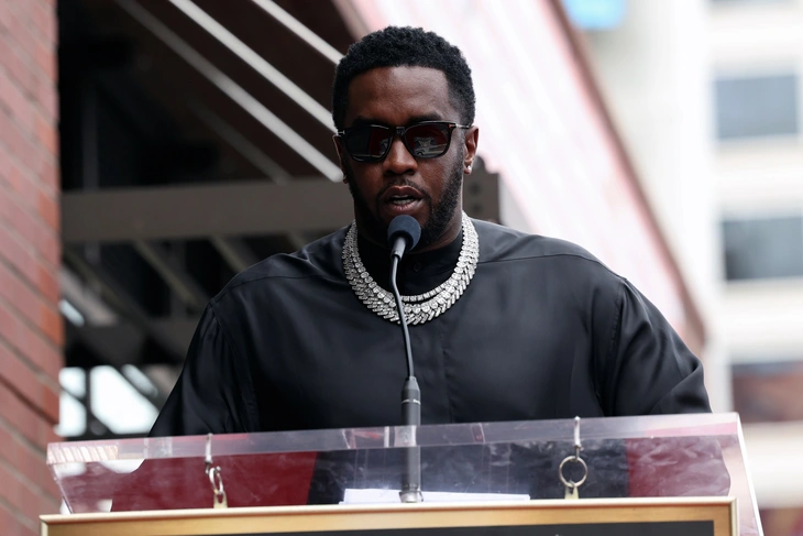 Bắt đầu phiên tòa xử ông trùm Diddy, liệu Justin Bieber có được nhắc tên? - Ảnh 3. Bắt đầu phiên tòa xử ông trùm Diddy trong vụ án chấn động nước Mỹ - Ảnh 3.