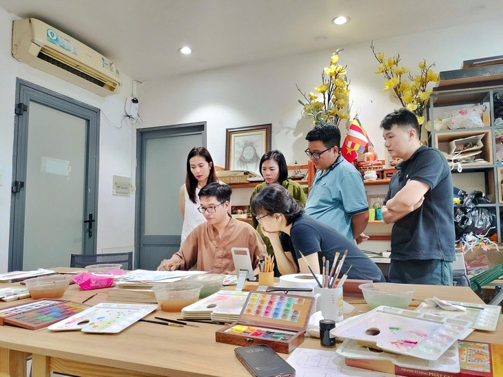 Giấc mơ hội họa Phật giáo của họa sĩ 9X - Ảnh 4. Giấc mơ hội họa Phật giáo của họa sĩ 9X - Ảnh 4.