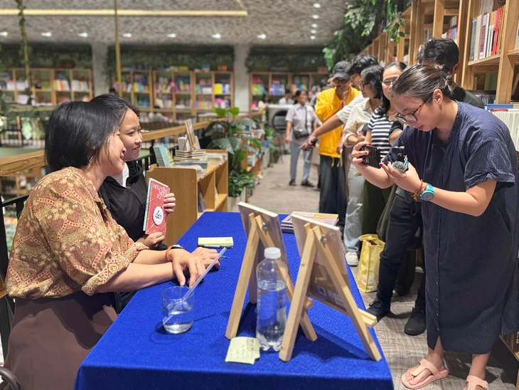 Nguyễn Ngọc Tư: Nỗi buồn cũng có vẻ đẹp của nó - Ảnh 2. Nguyễn Ngọc Tư - Ảnh 2.
