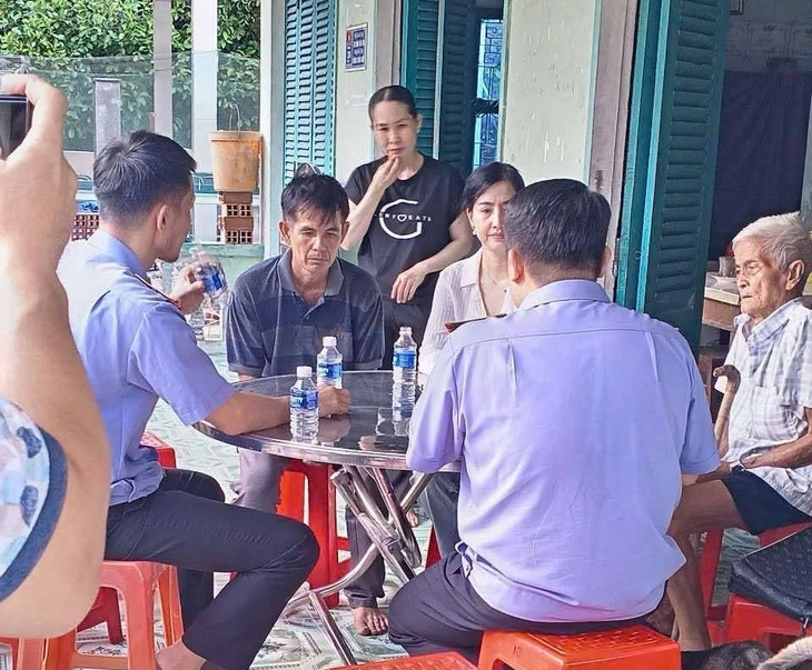 nữ sinh - Ảnh 1.