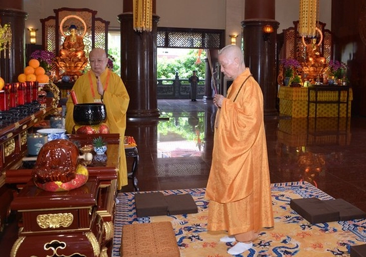 Khai đàn cầu siêu các anh hùng, liệt sĩ tại Đại lễ Vesak 2025 - Ảnh 1. Khai đàn cầu siêu các anh hùng, liệt sĩ tại Đại lễ Vesak 2025 - Ảnh 1.
