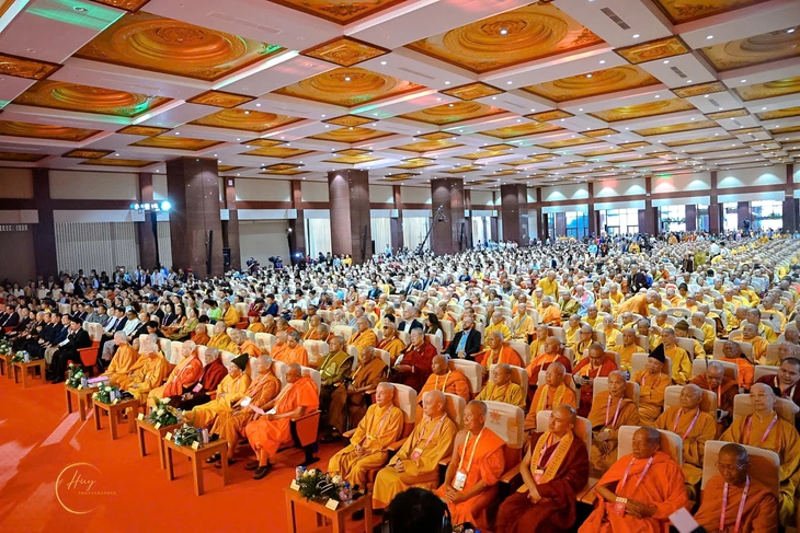 Tổng thống SriLanka dự Đại lễ Vesak: Việt Nam là quốc gia dũng cảm vươn lên nhờ tư tưởng bình đẳng - Ảnh 4. Vesak - Ảnh 4.