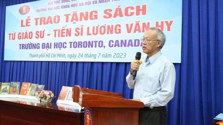 Giáo sư quốc tế đến Việt Nam thỉnh giảng - Ảnh 1. thỉnh giảng - Ảnh 1.