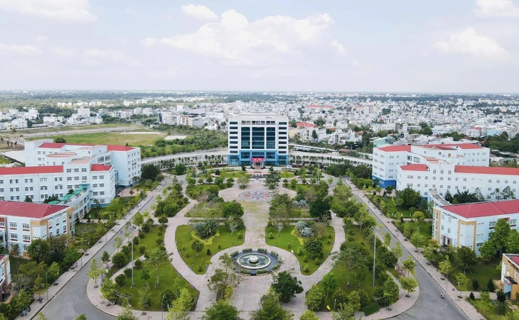 Học phí Trường đại học Y Dược Cần Thơ, Kỹ thuật Y dược Đà Nẵng tăng vọt - Ảnh 1.