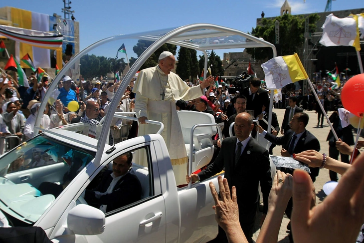 Chuyên xa của Giáo hoàng Francis trở thành phòng khám lưu động ở Gaza - Ảnh 1.