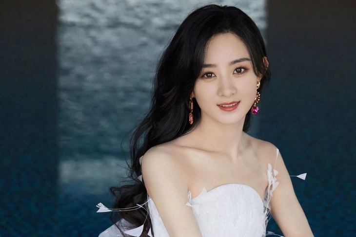 Triệu Lệ Dĩnh - Ảnh 1.