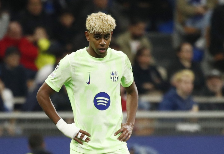 Yamal: 'Chúng tôi sẽ trở lại và mang cúp vô địch Champions League về Barca' - Ảnh 1.
