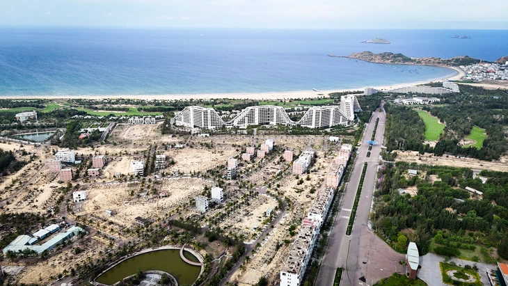 Bình Định 'đánh thức' bán đảo Phương Mai thành trung tâm hành chính mới - Ảnh 1.