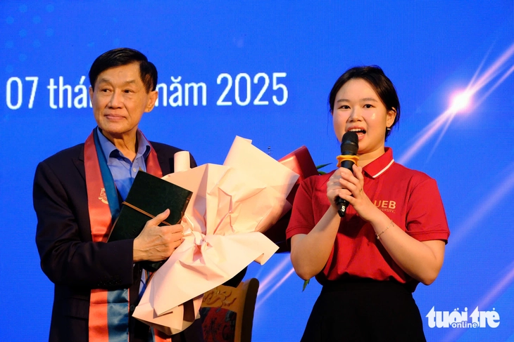 Johnathan Hạnh Nguyễn - Ảnh 2.